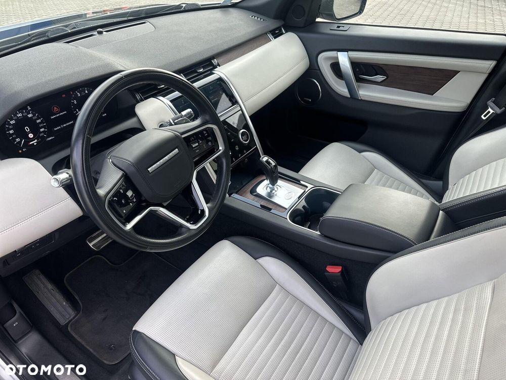Land Rover Discovery Sport - 14