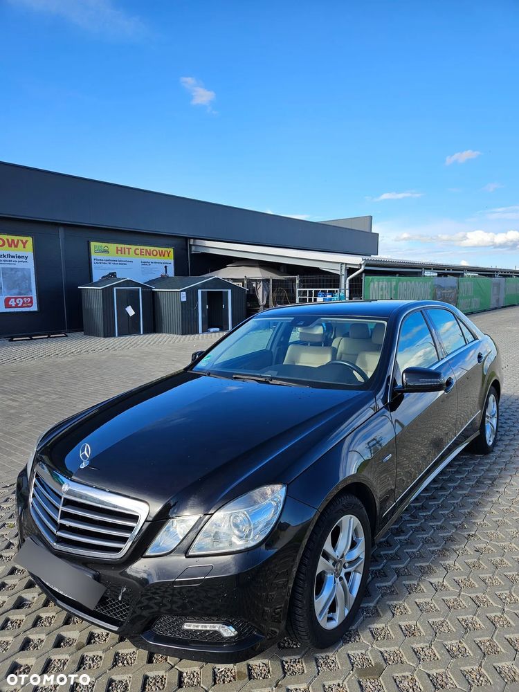 Mercedes-Benz Klasa E 350 CDI 4-Matic - 30