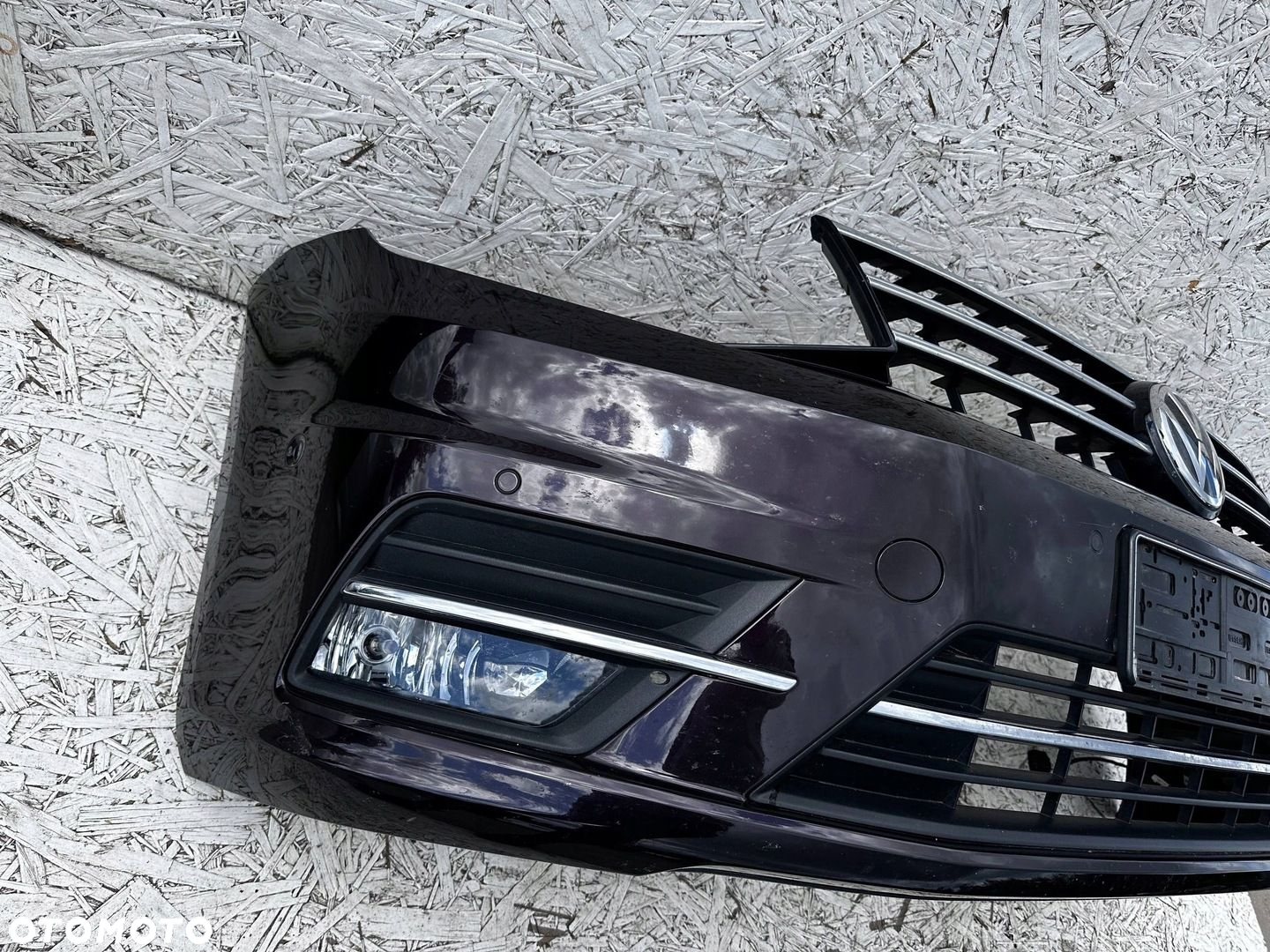 CADDY 2K5 ZDERZAK PRZÓD PRZEDNI FIOLETOWY LL4U 6 PDC  GRILL POD RADAR - 4
