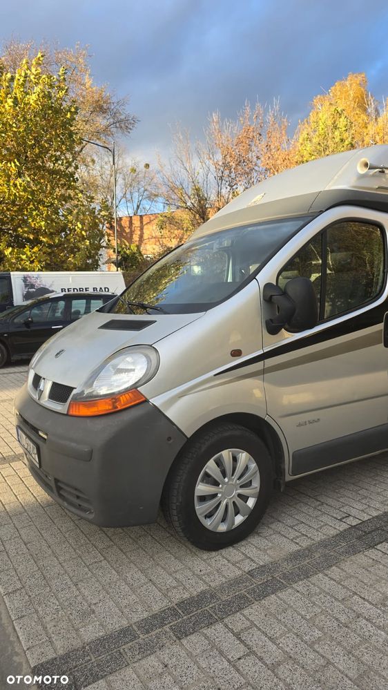Renault Trafic - 2