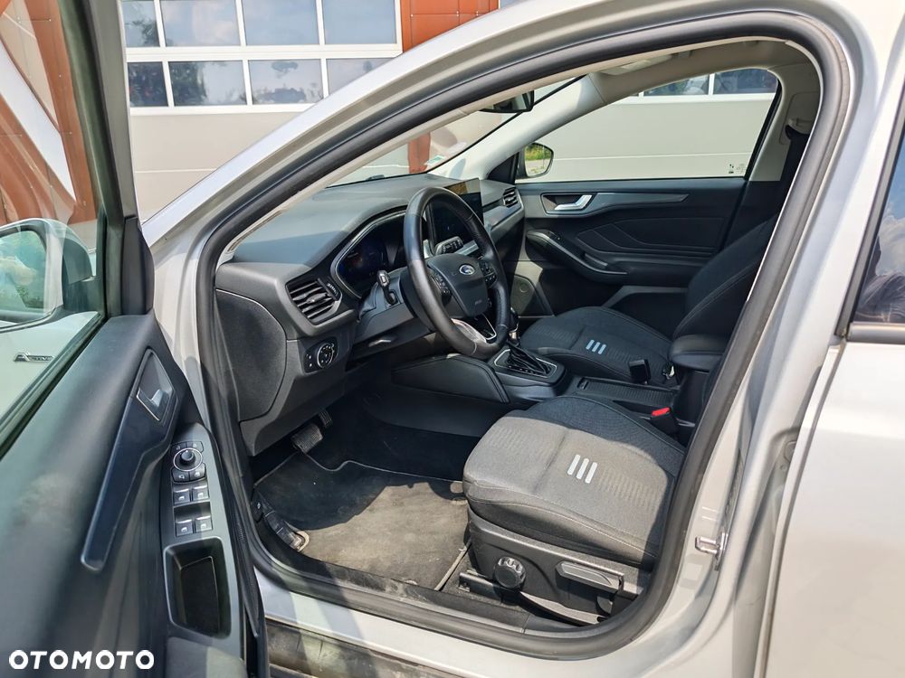 Ford Focus 1.0 EcoBoost Hybrid ACTIVE - 21