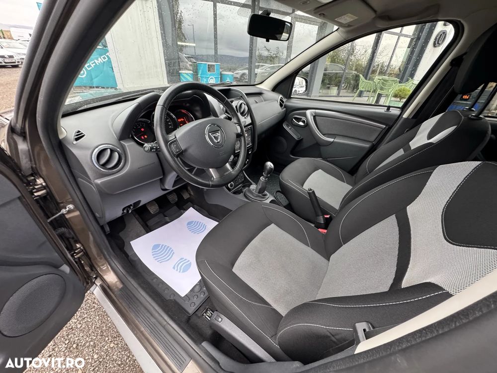 Dacia Duster dCi 110 FAP 4x4 Laureate - 12