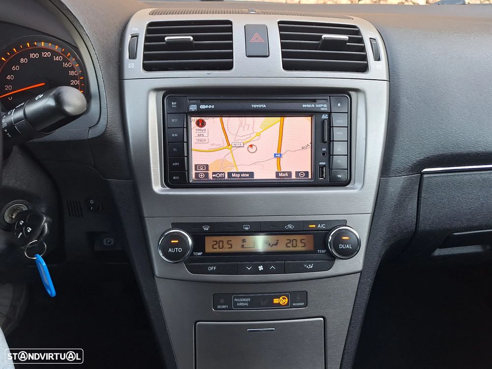 Toyota Avensis SD 2.0 D-4D Exclusive +Pele+GPS - 15