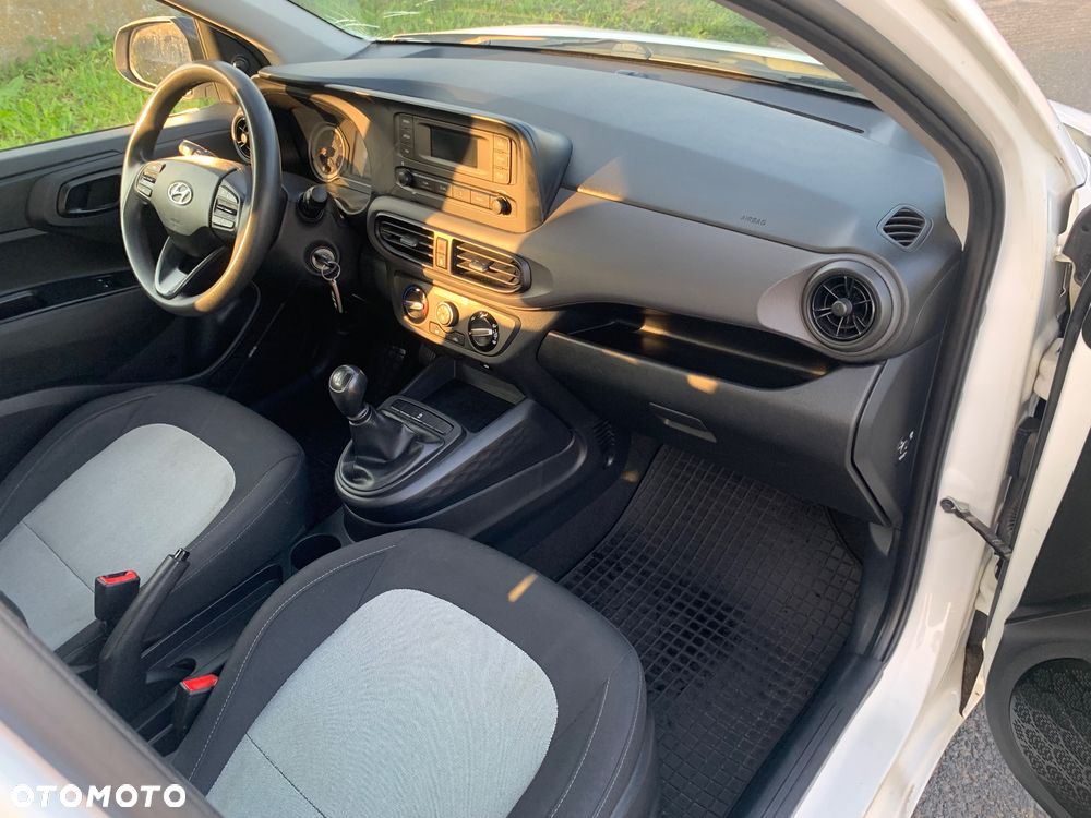 Hyundai i10 - 18