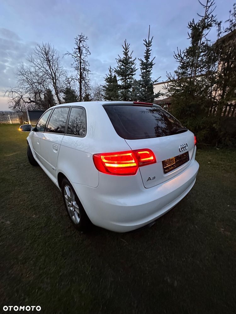 Audi A3 Sportback - 5