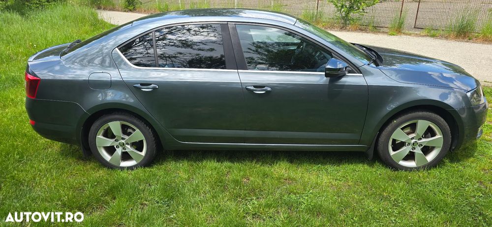 Skoda Octavia 2.0 TDI Style - 7