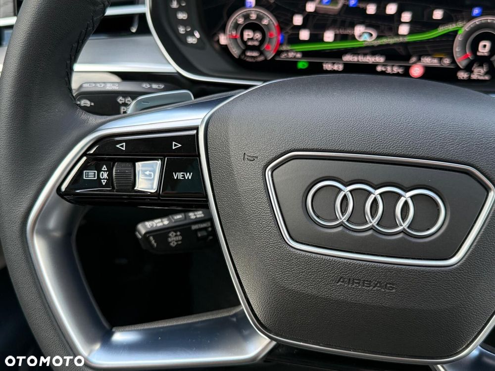 Audi A8 - 32