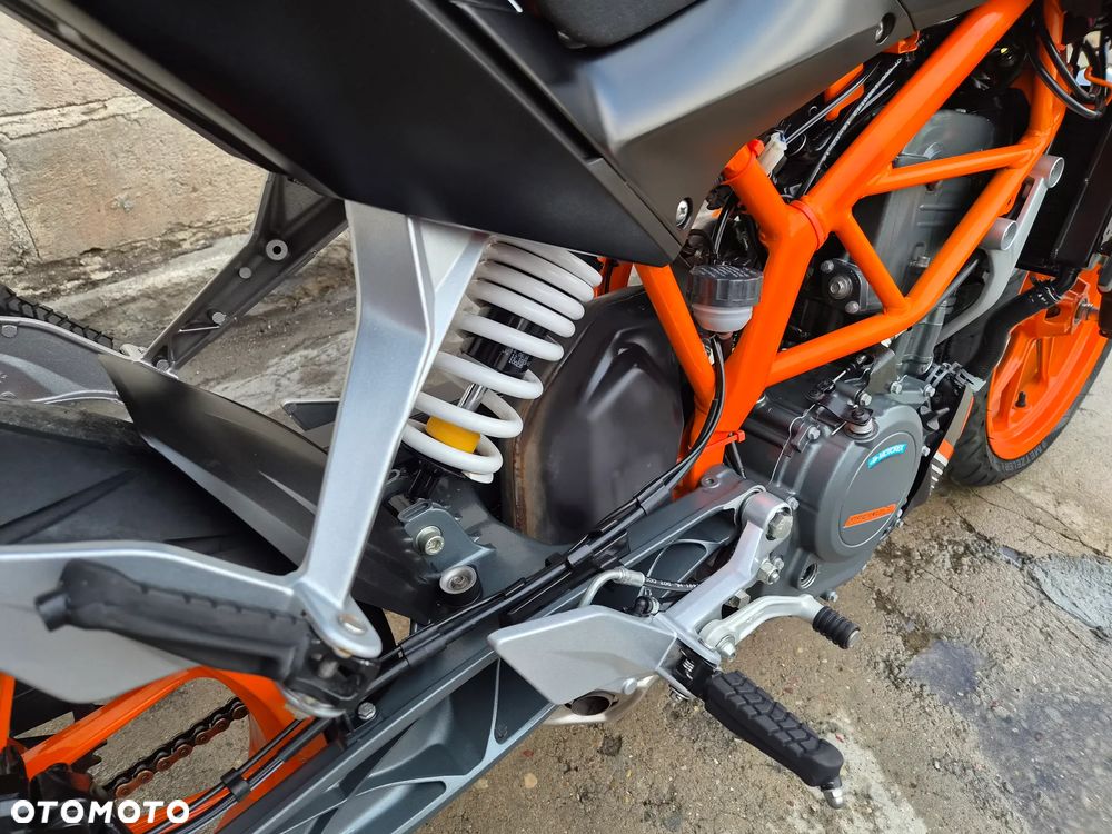 KTM Duke - 10