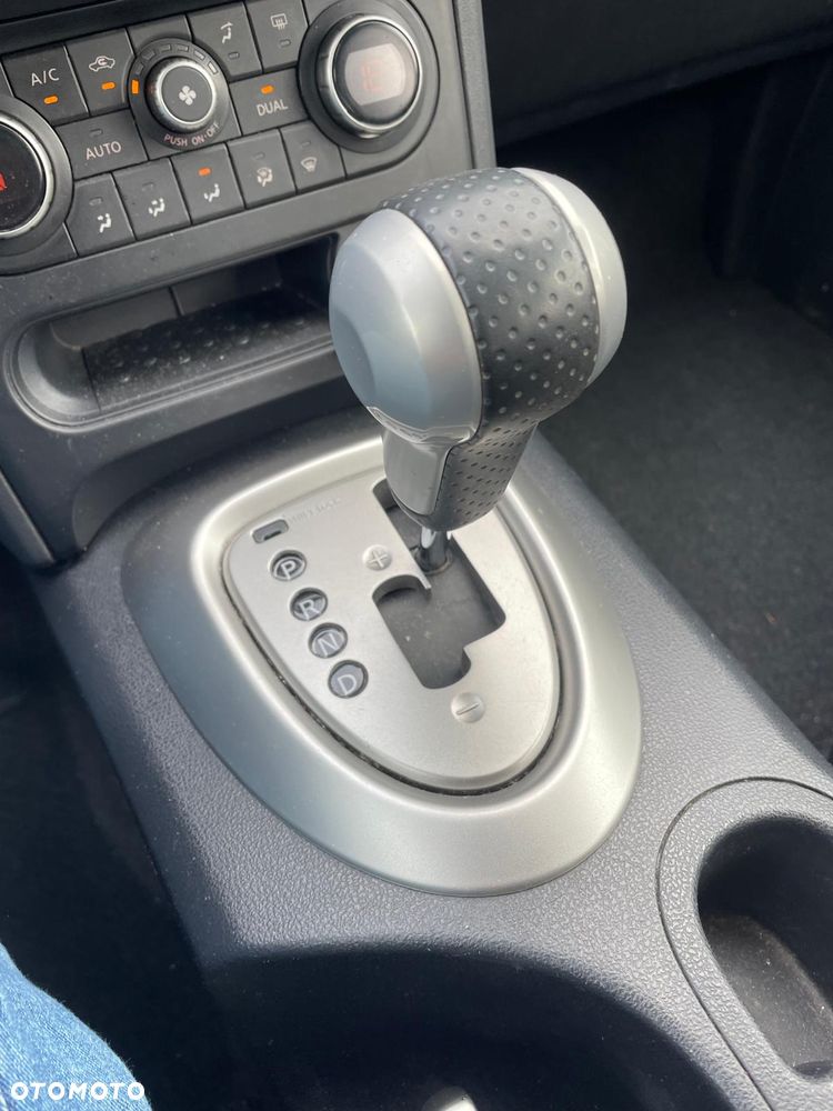 Nissan Qashqai 2.0 Tekna Premium CVT - 18