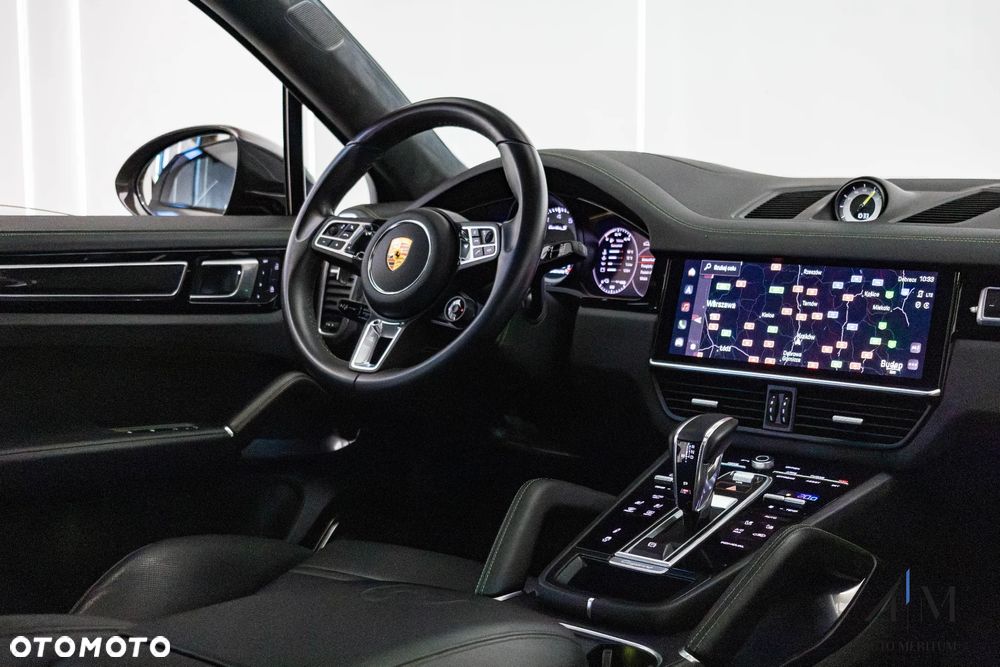 Porsche Cayenne Turbo S E-Hybrid - 18