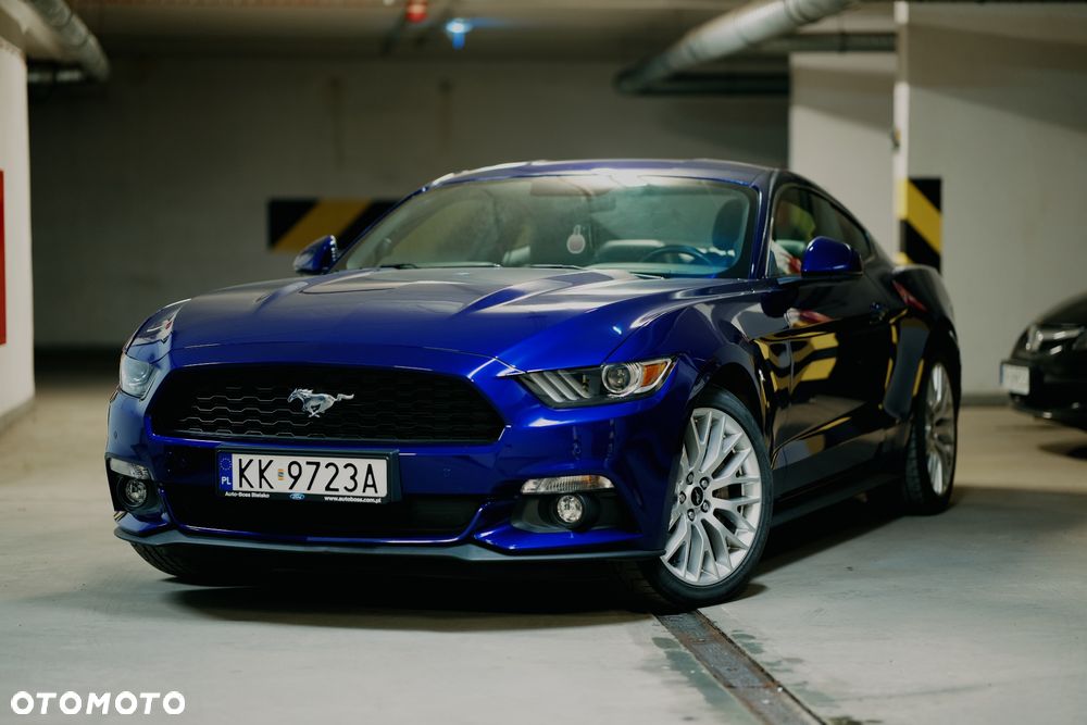Ford Mustang - 1