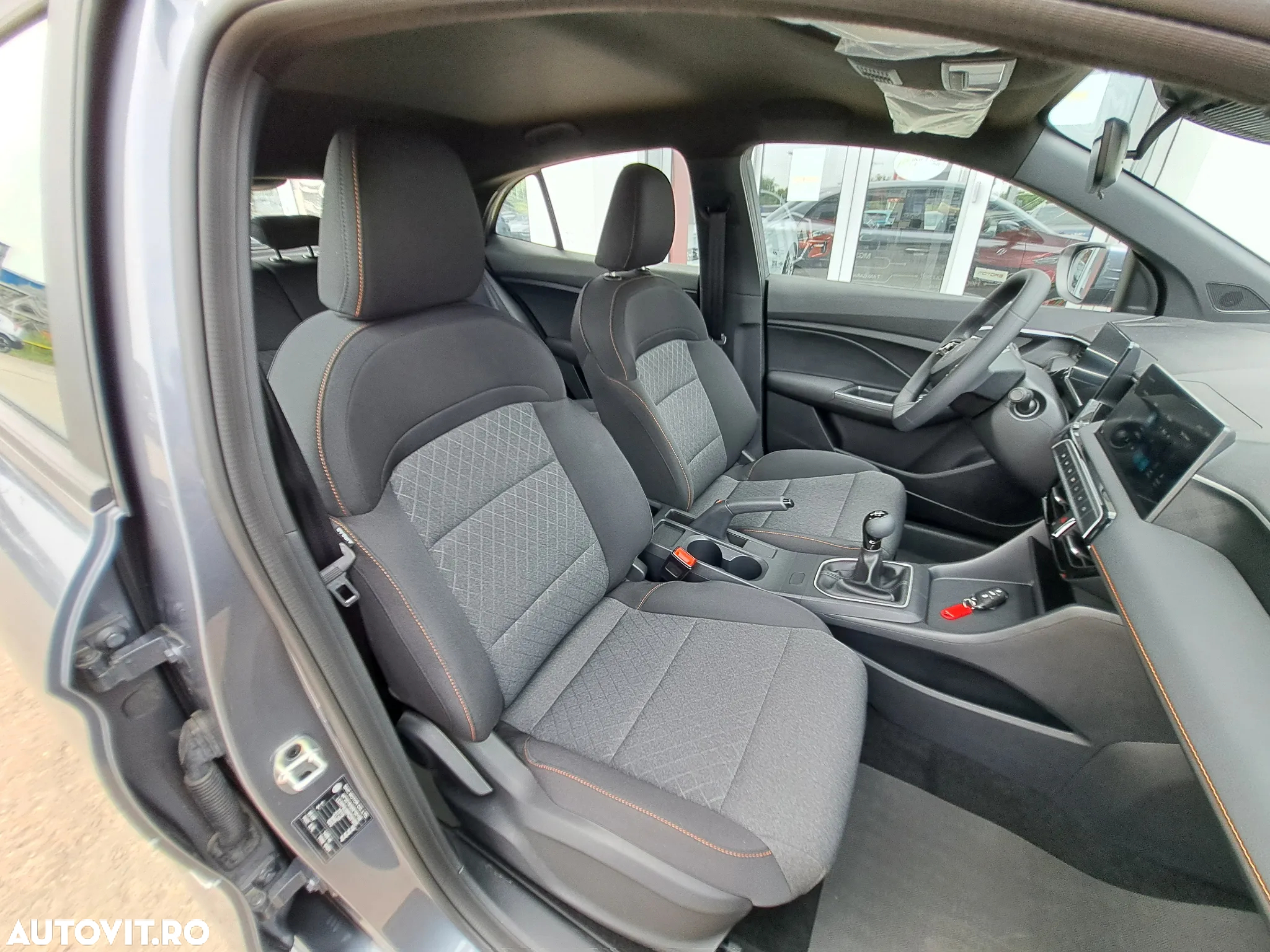 MG MG3 1.5L MT Excite - 25