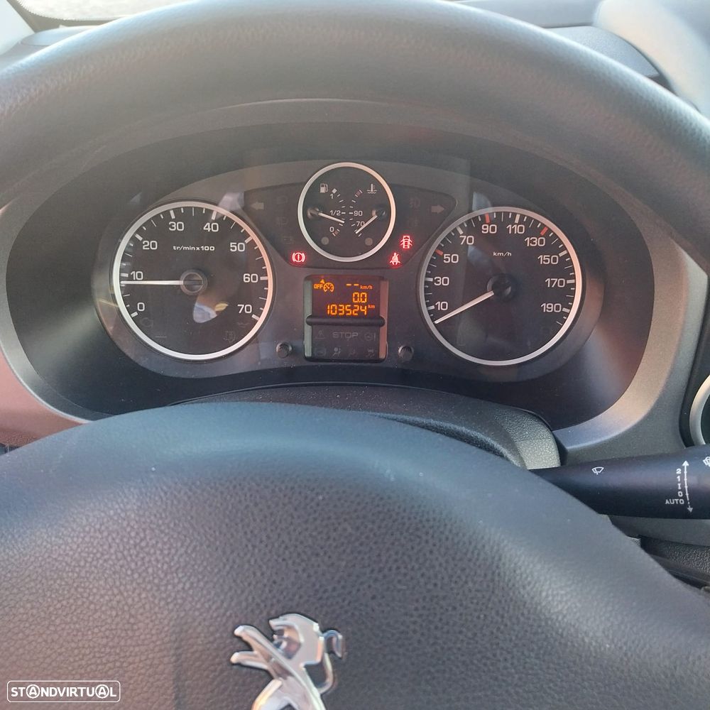 Peugeot Partner BlueHDi 120 Stop&Start Outdoor - 32