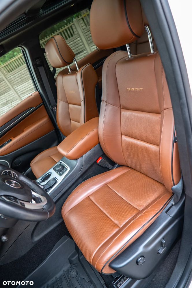 Jeep Grand Cherokee 5.7 V8 Summit - 17