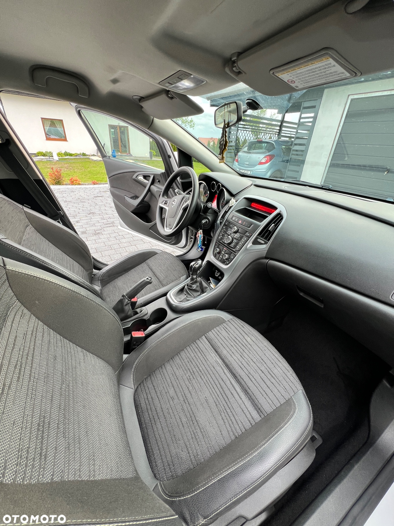 Opel Astra IV 1.6 CDTI Enjoy - 10