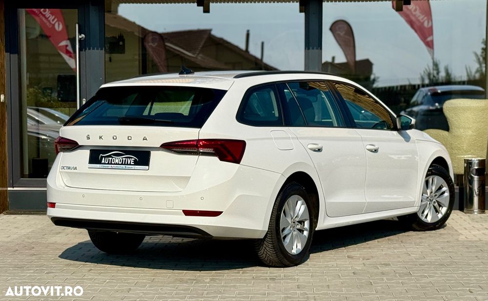 Skoda Octavia Combi 2.0 TDI Ambition - 3