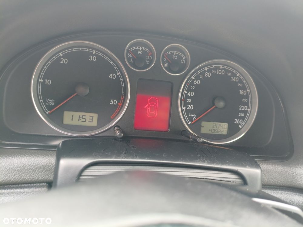 Volkswagen Passat - 7