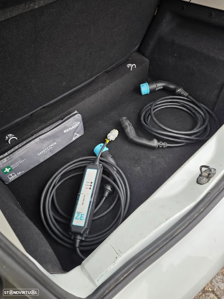 Renault Zoe (c/ Bateria) 41 kwh Intens - 7