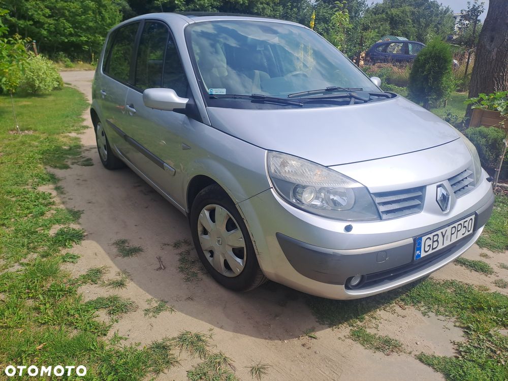 Renault Scenic - 1