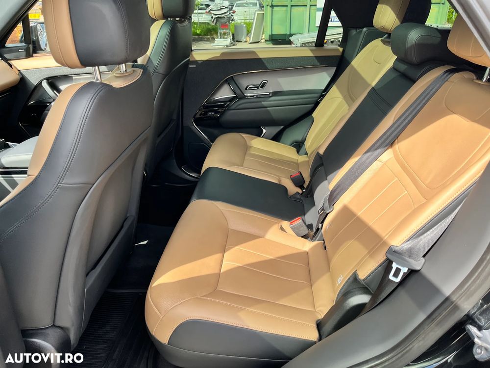 Land Rover Range Rover Sport - 12