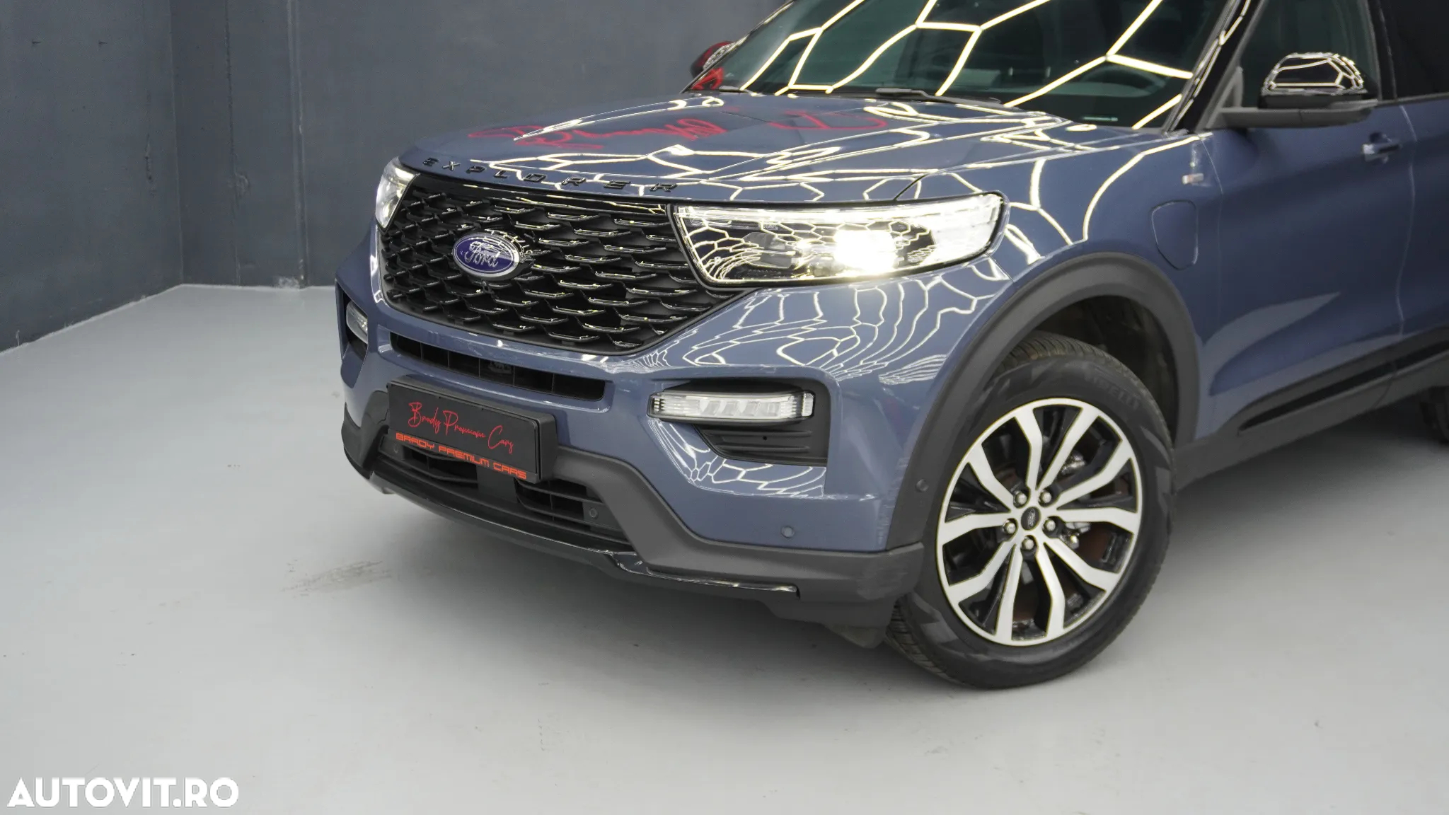 Ford Explorer 3.0 PHEV ST-Line - 23