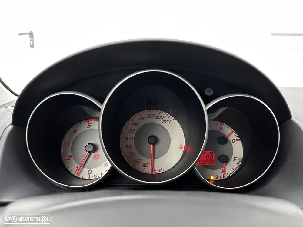 Mazda 3 Hatchback MZ-CD 1.6 Exclusive - 18