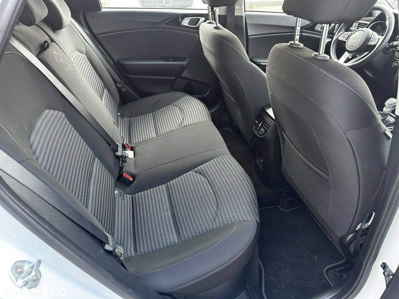 Kia Ceed 1.6 GDI PHEV L Business Line DCT - 21