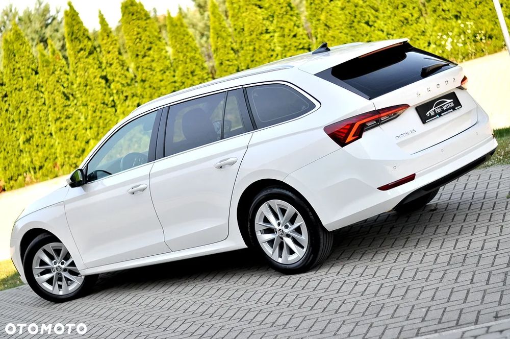 Skoda Octavia 2.0 TDI DSG Style - 19