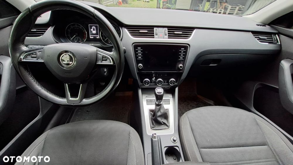 Skoda Octavia 1.5 TSI ACT Ambition - 10
