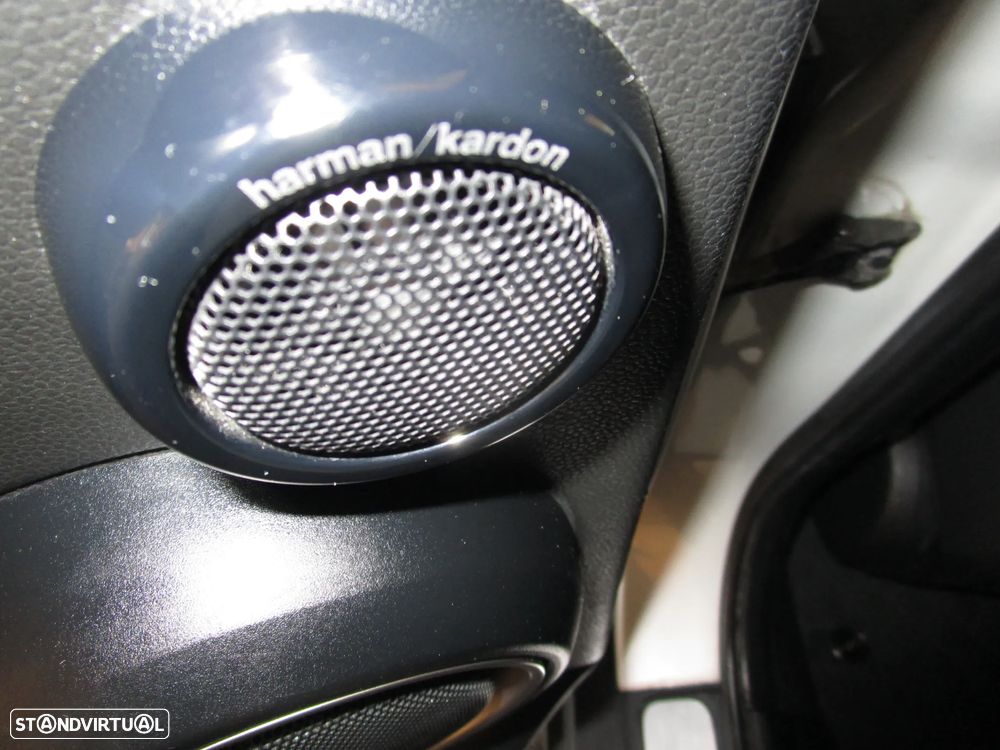 MINI 5 Portas Cooper SD Sport Aut. Seven - 28