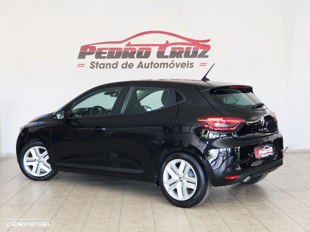 Renault Clio - 17