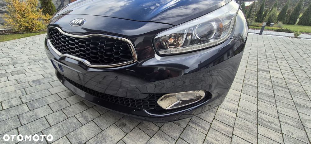 Kia Ceed 2012 photo 3