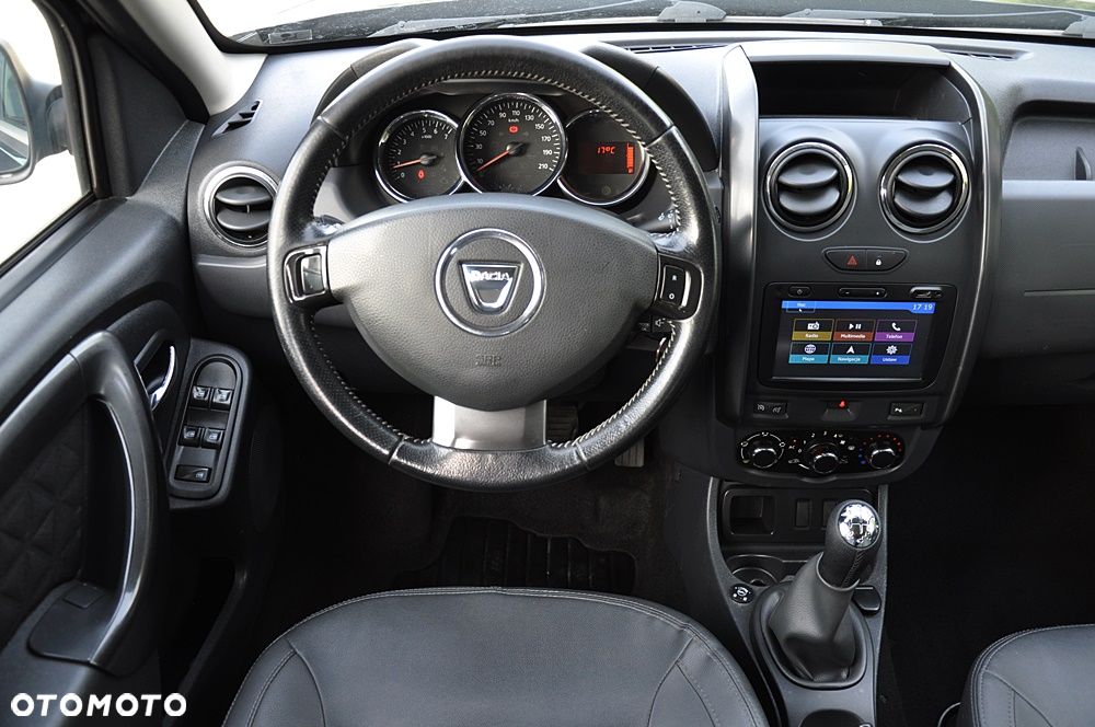 Dacia Duster 1.6 16V 105 4x4 Laureate - 32