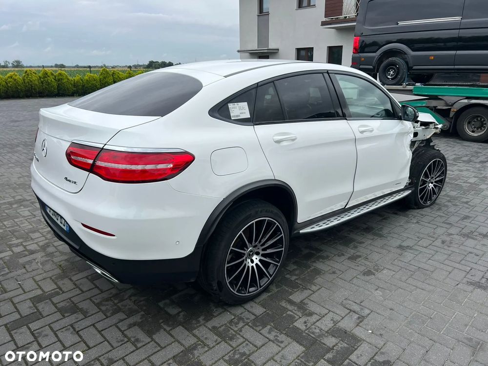 Mercedes-Benz GLC - 3