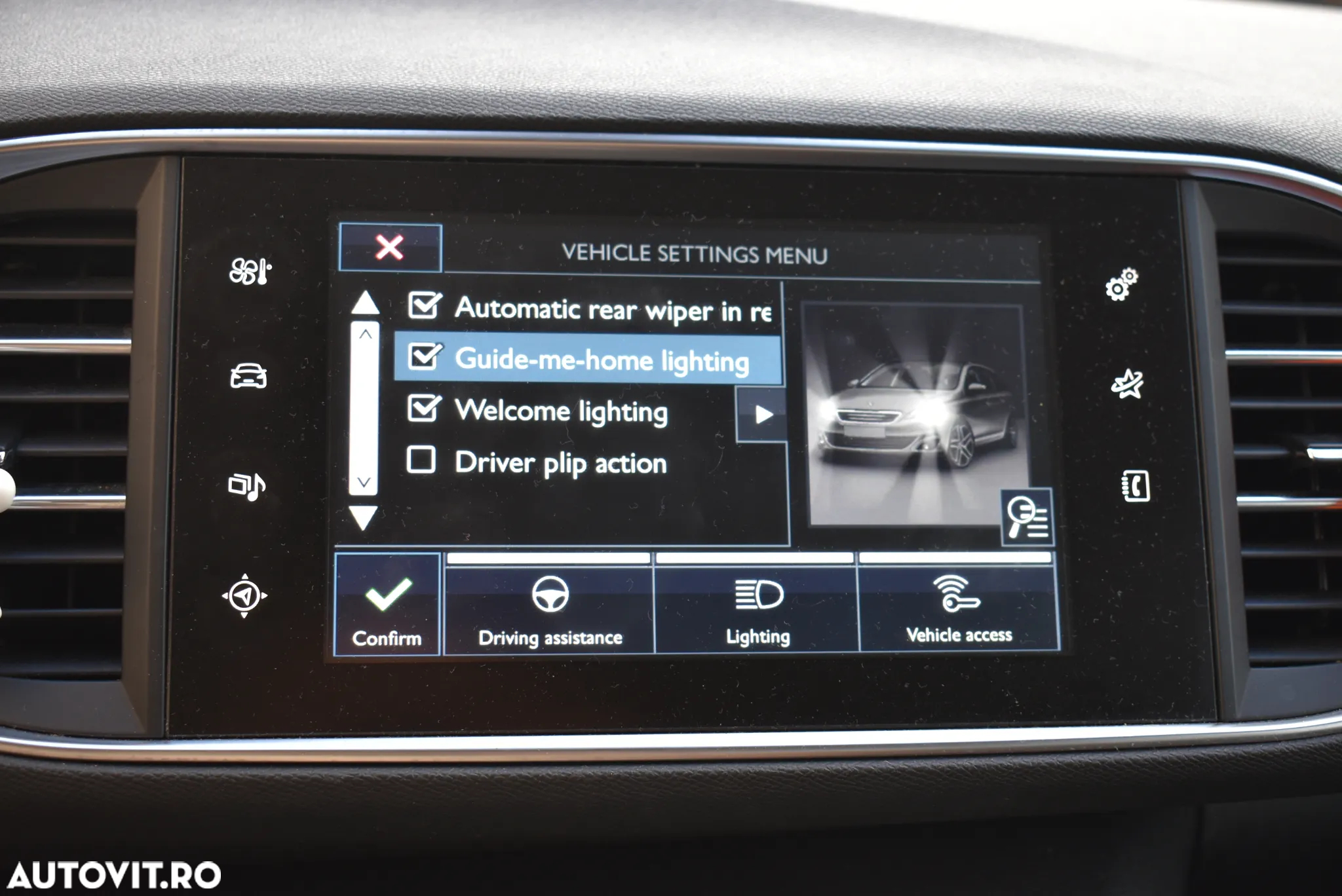 Peugeot 308 SW BlueHDi 120 Stop & Start Business-Line - 14