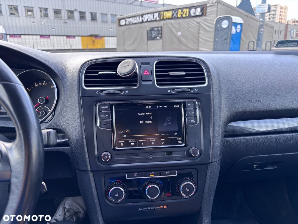 Volkswagen Jetta - 22