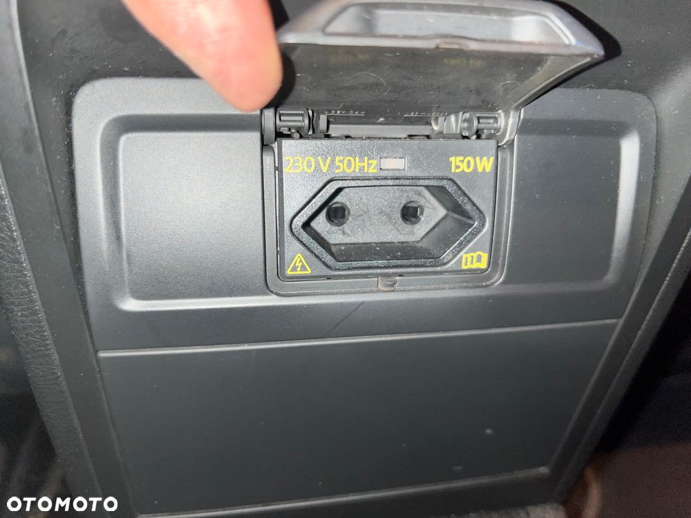 Volkswagen Passat 2.0 TDI DPF Highline - 14