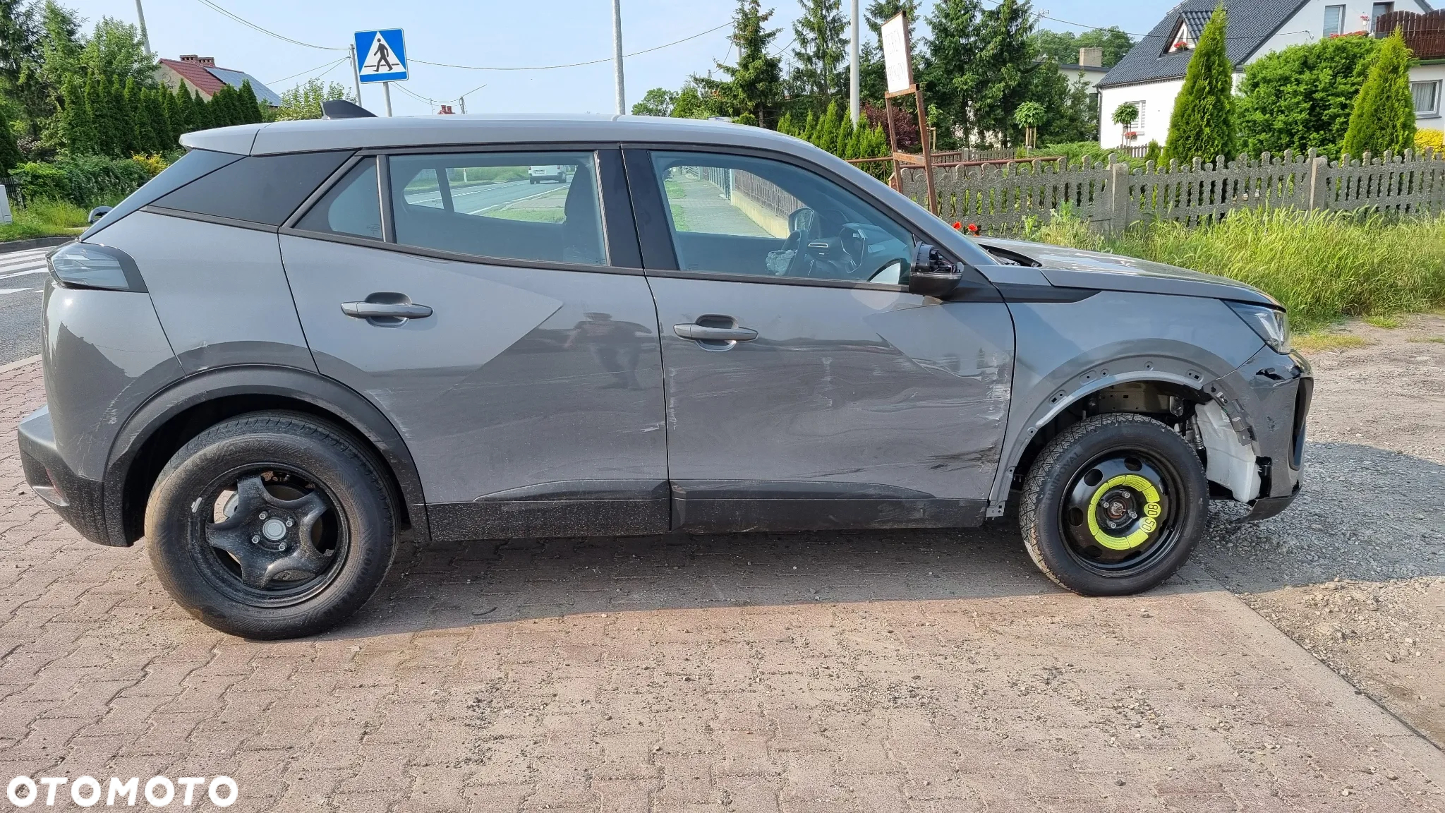 Peugeot 2008 PureTech mHEV Style e-DCS6 - 4