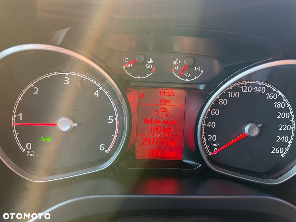 Ford Galaxy 2.0 TDCi Ghia - 5