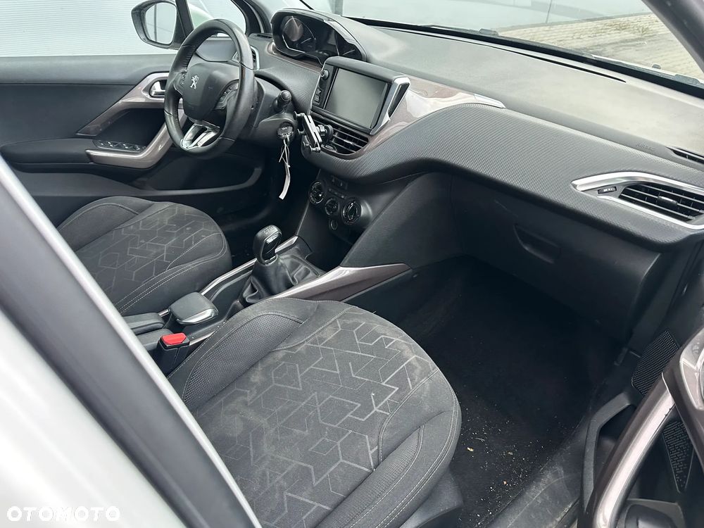 Peugeot 2008 82 VTI Active - 9