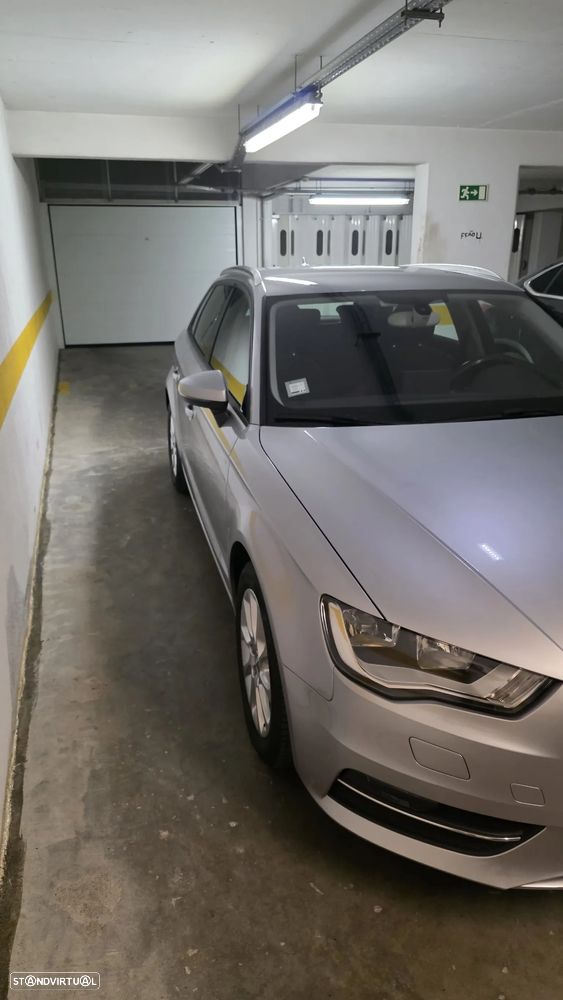 Audi A3 Sportback 2.0 TDI - 11