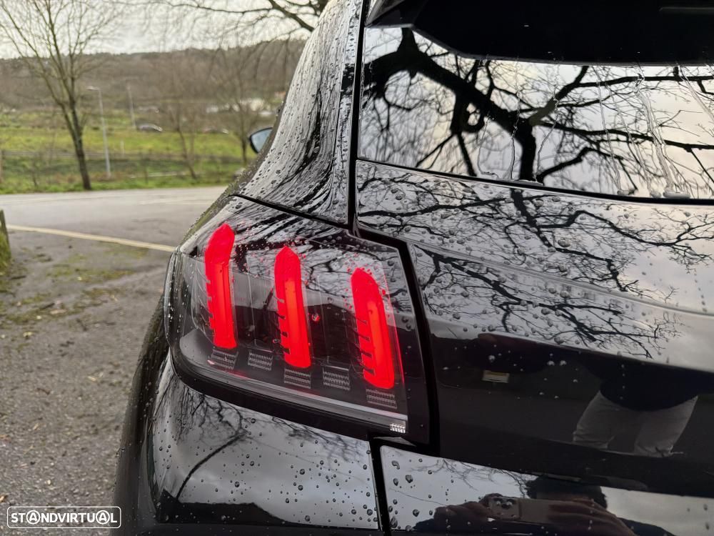 Peugeot e-208 50 kWh GT Pack - 14