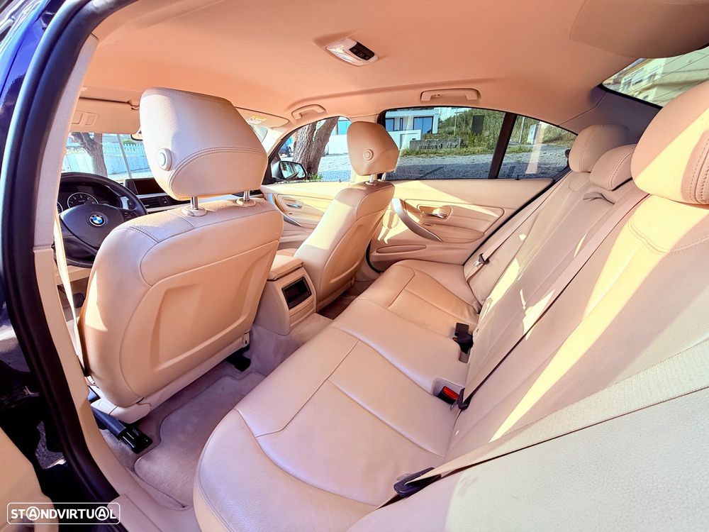 BMW 325 d Line Sport - 51