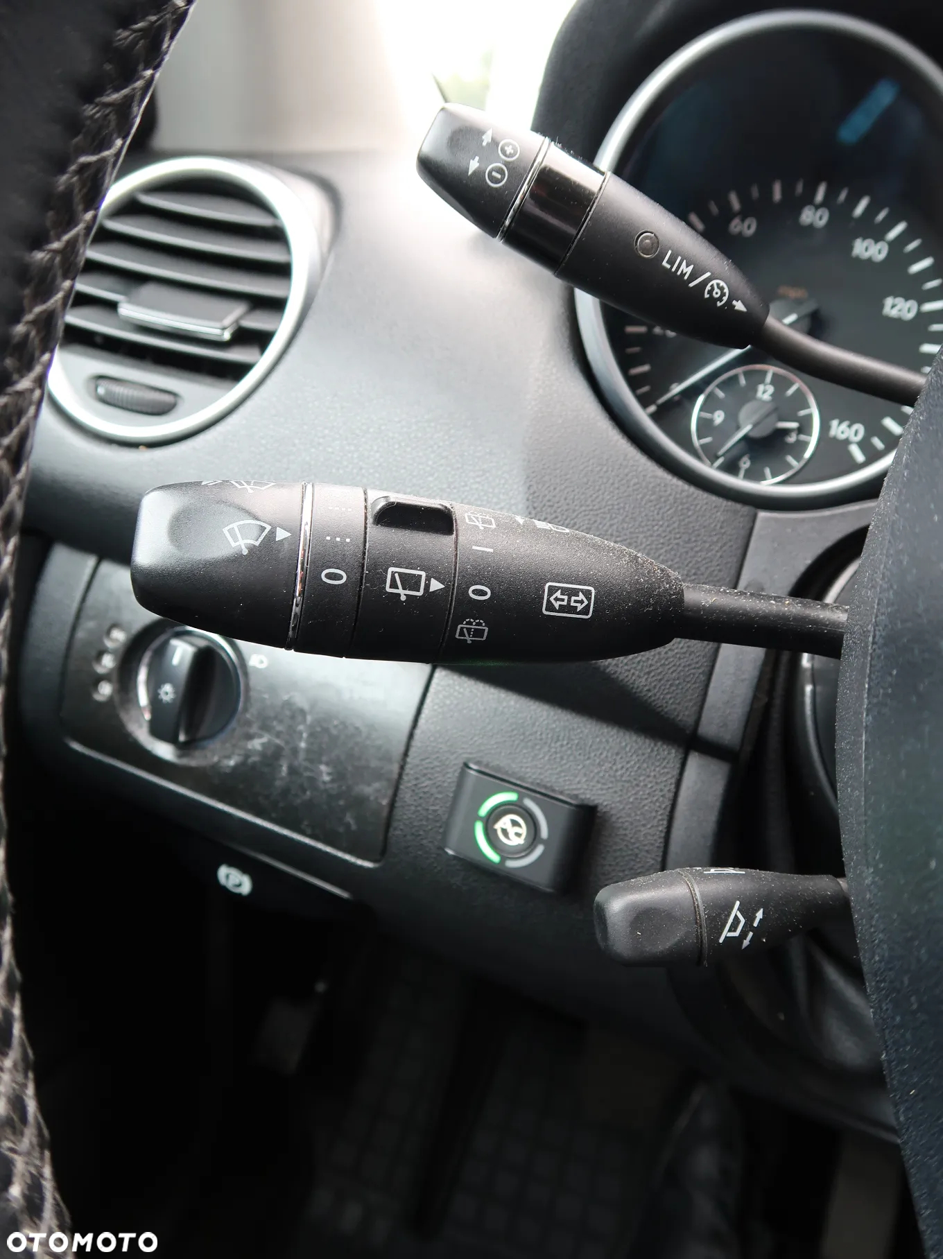 Mercedes-Benz ML 350 4-Matic - 15