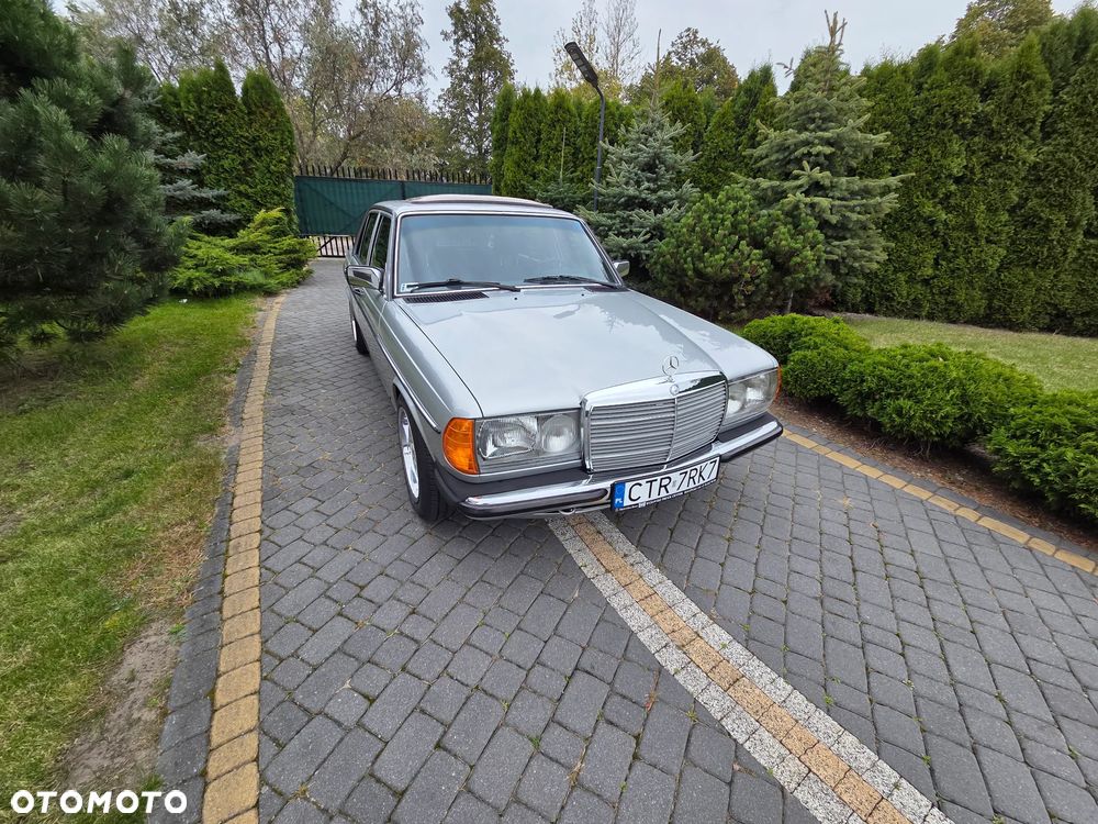 Mercedes-Benz W123 - 7