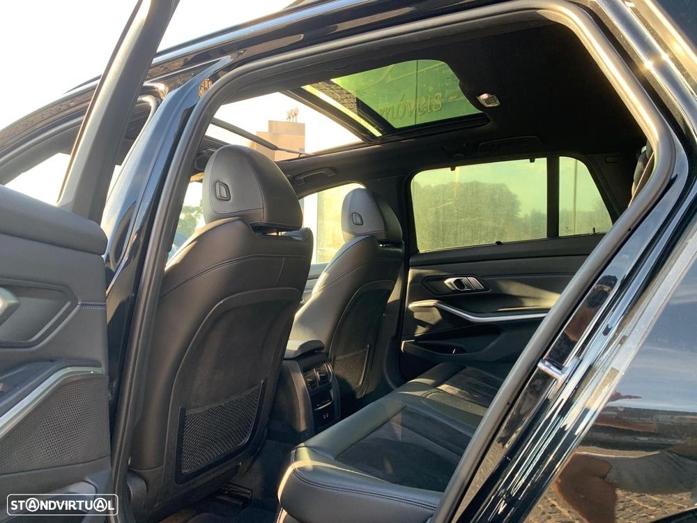 BMW 318 d Touring Pack M Auto - 19