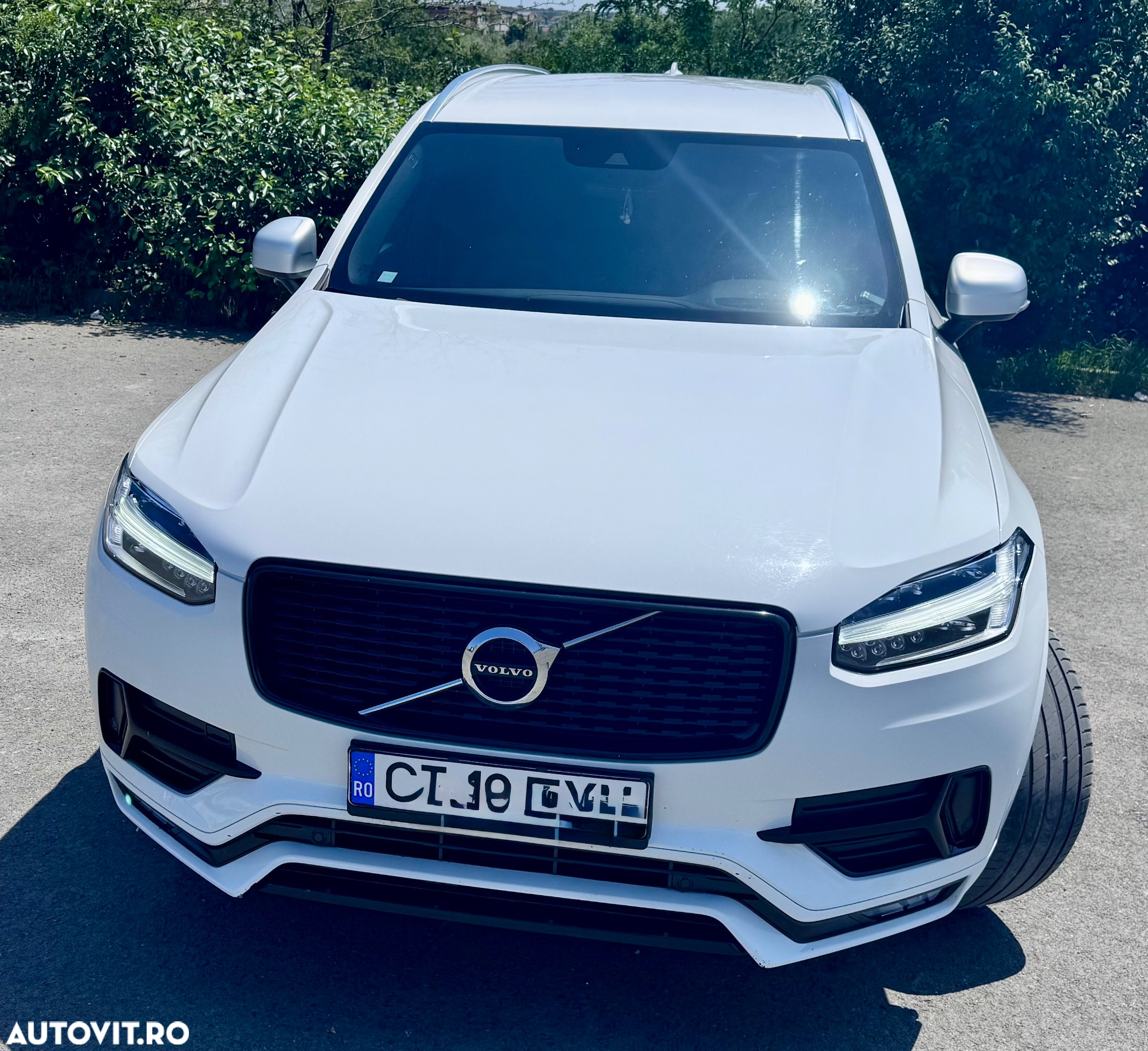 Volvo XC 90 D5 AWD R-Design - 8