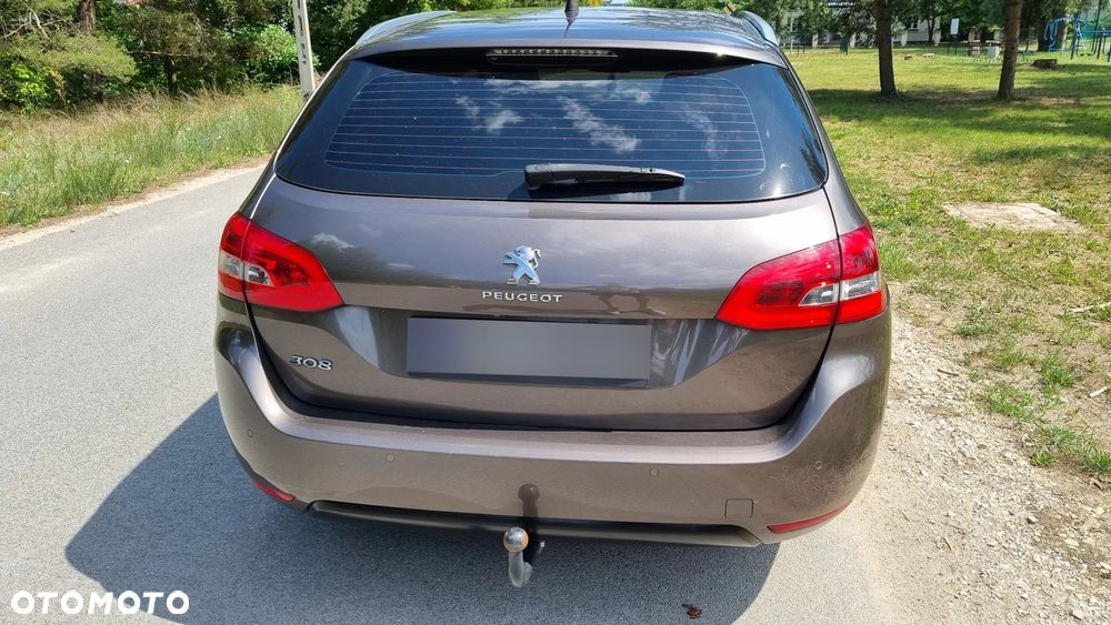 Peugeot 308 1.2 PureTech Allure S&S - 9