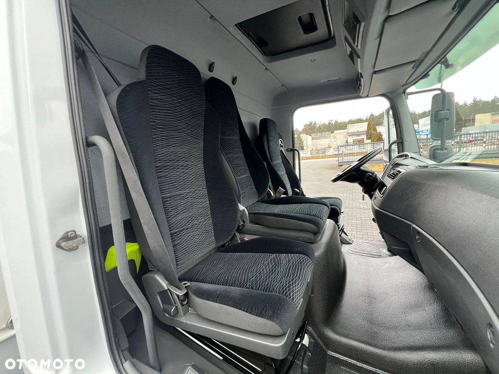 Mercedes-Benz ATEGO 818 L PLANDEKA + WINDA 3 FOTELE KLIMA PODUSZKI - 15