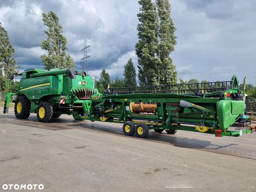 John Deere T660I - 10